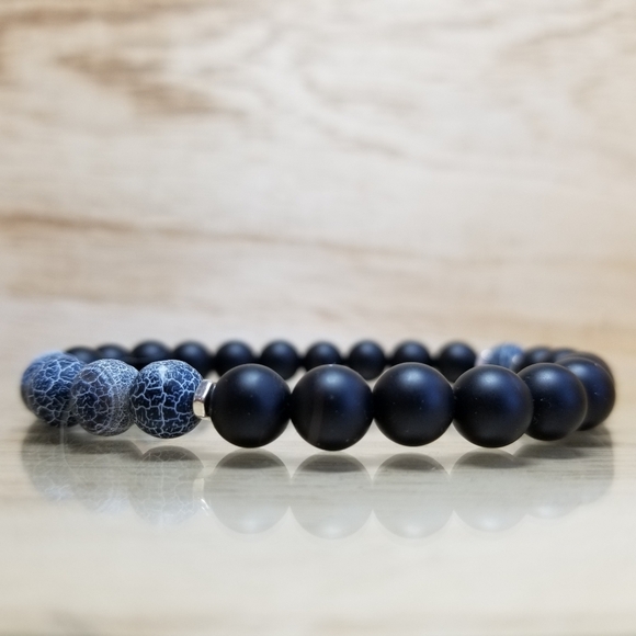 Black Onyx & Effloresce Agate Stretch Bracelet - Picture 2 of 8